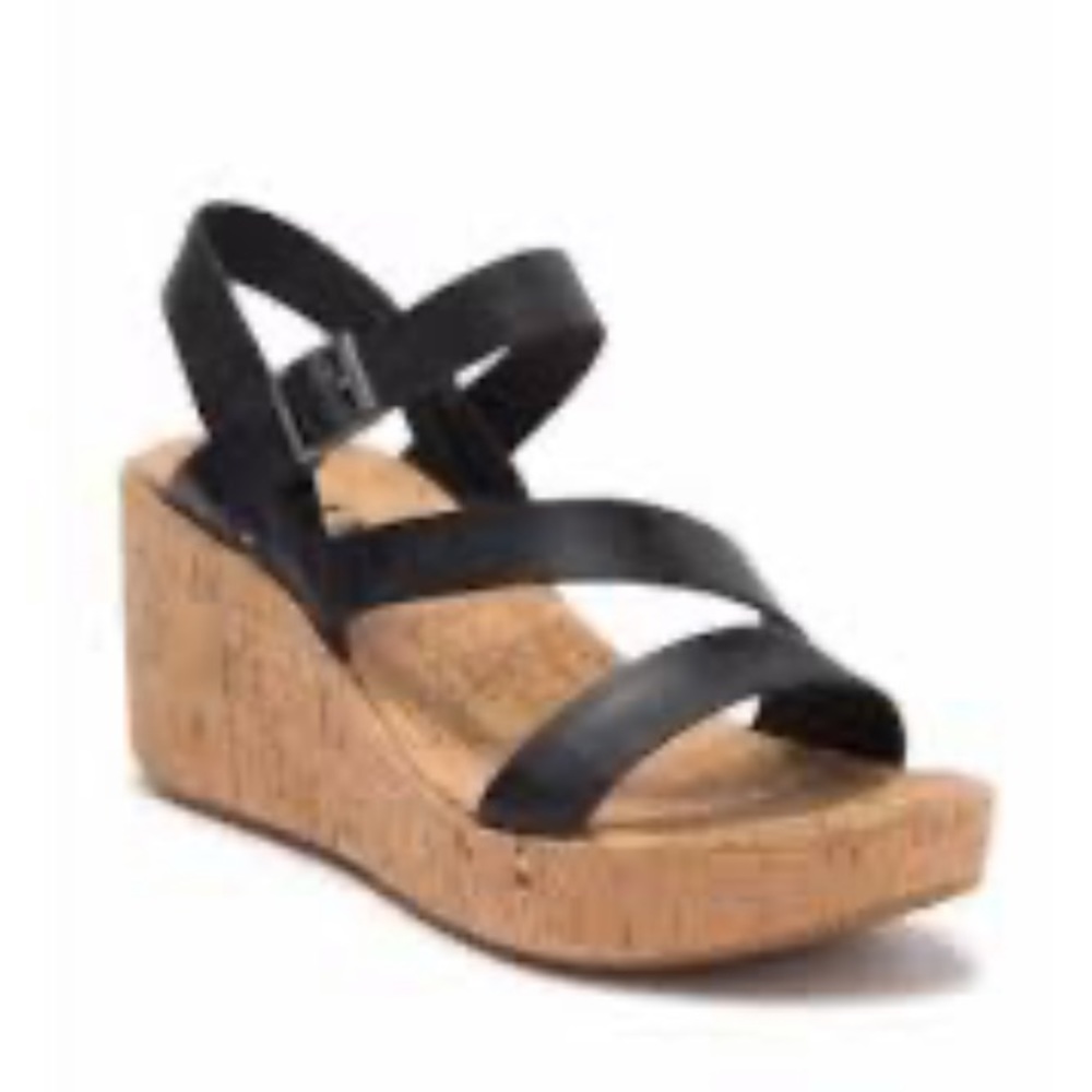 NIB Kork-ease Bergeggi Black Sandals Size 9